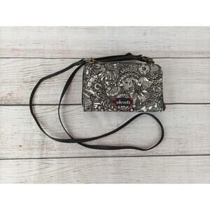 Sakroots Women's Coated Canvas Cross Body Artist Circle Wallet Black White Flora